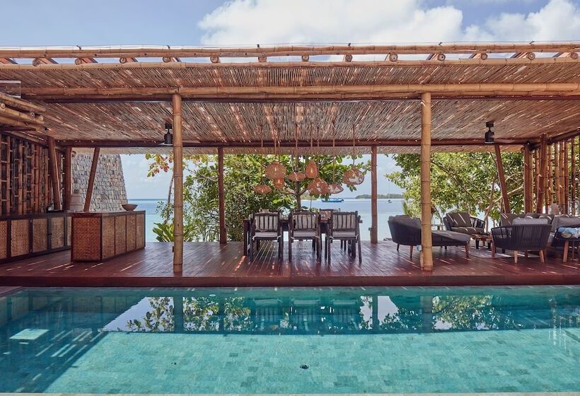 Курорт Bawah Reserve