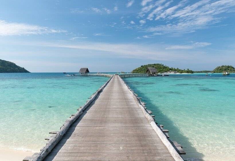 Курорт Bawah Reserve