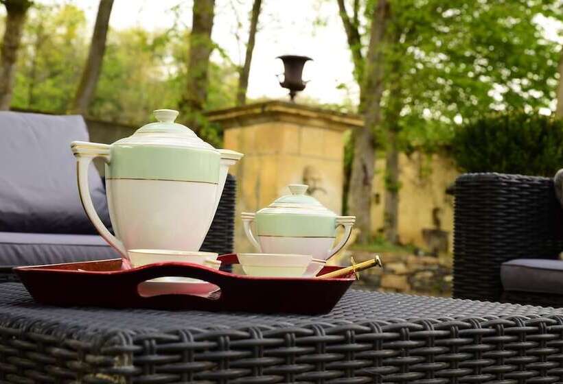 ベッドアンドブレックファースト Château De Perpezat