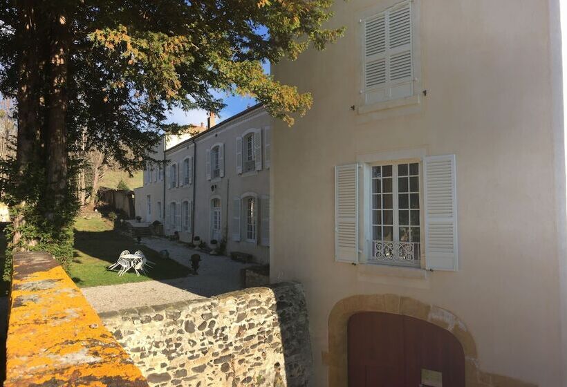 ベッドアンドブレックファースト Château De Perpezat