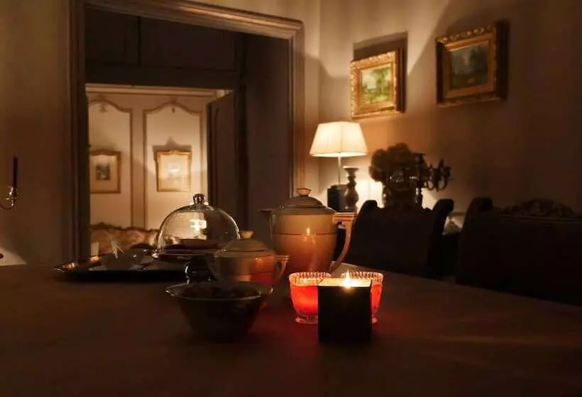 ベッドアンドブレックファースト Château De Perpezat