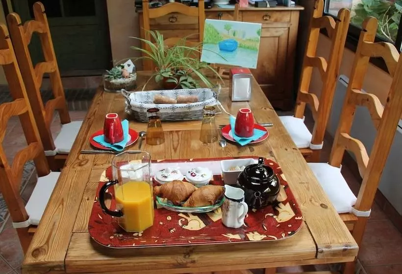 Aamiaismajoitus (B&B) Le Haut Mesnil 5