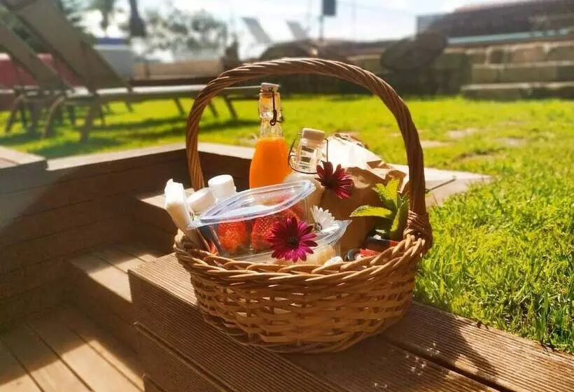 ホテル Aliados By Yoursporto