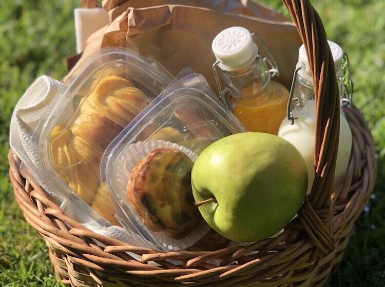 هتل Aliados By Yoursporto