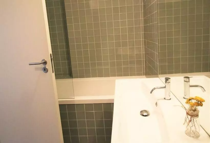 ホテル Aliados By Yoursporto