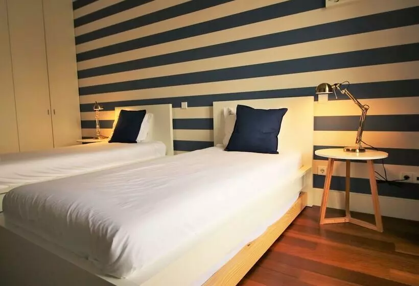 ホテル Aliados By Yoursporto