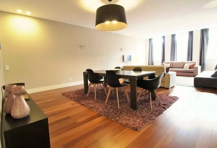 ホテル Aliados By Yoursporto