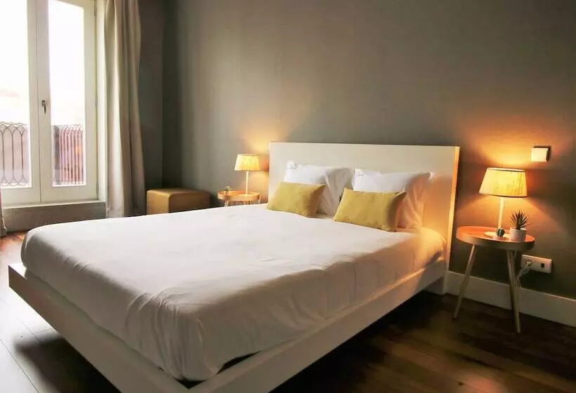 ホテル Aliados By Yoursporto