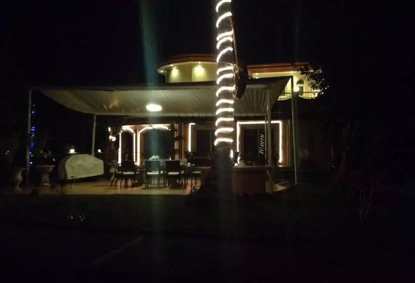 ホテル Cabilao Sanctuary Beach & Dive Resort