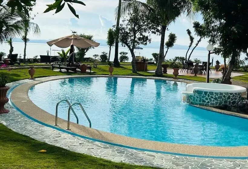 ホテル Cabilao Sanctuary Beach & Dive Resort