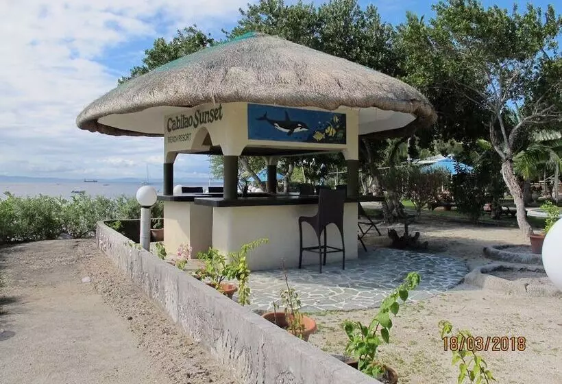 ホテル Cabilao Sanctuary Beach & Dive Resort