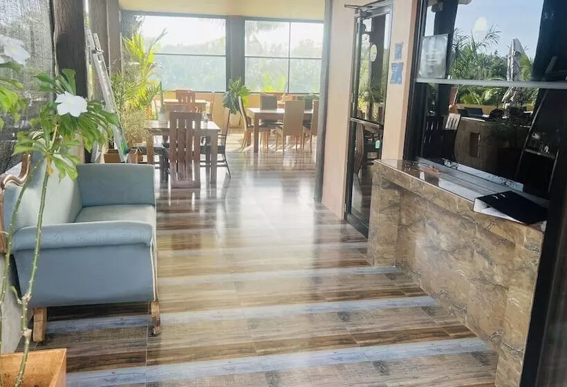 ホテル Cabilao Sanctuary Beach & Dive Resort