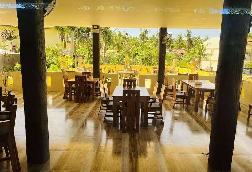 ホテル Cabilao Sanctuary Beach & Dive Resort