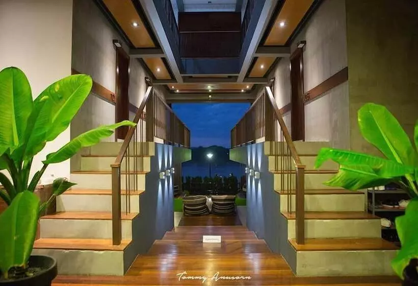 Hotelli Chic Chiangkhan