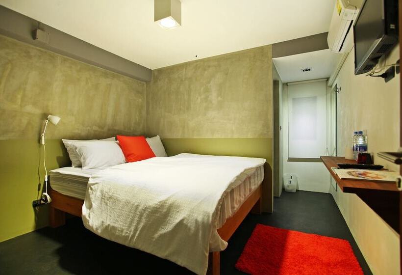 Hotell Chic Chiangkhan