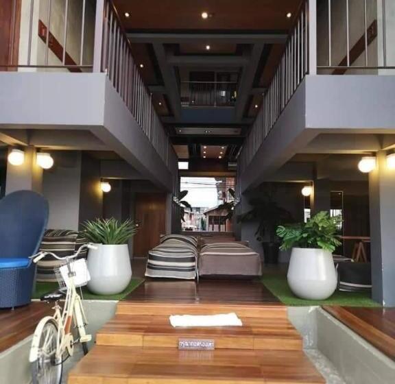 Hotell Chic Chiangkhan