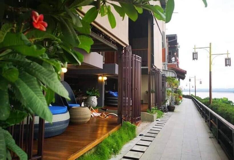 Hotell Chic Chiangkhan