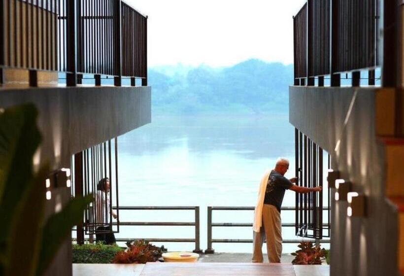 Hotell Chic Chiangkhan