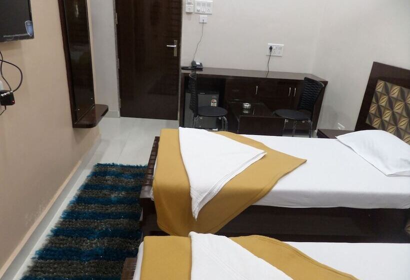 בית מלון כפרי Gandharv Garden