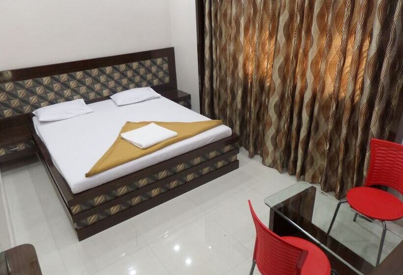 בית מלון כפרי Gandharv Garden