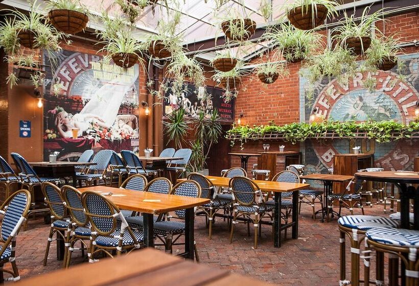 酒店 Nightcap At Belgian Beer Cafe