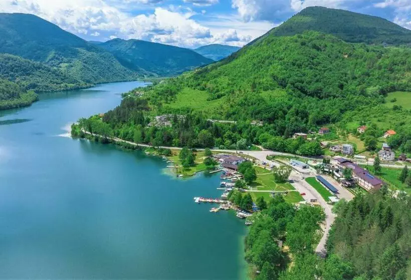 هتل Plivsko Jezero