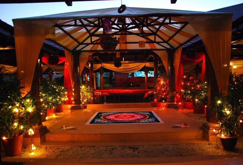 Manas Resort With Petting Zoo