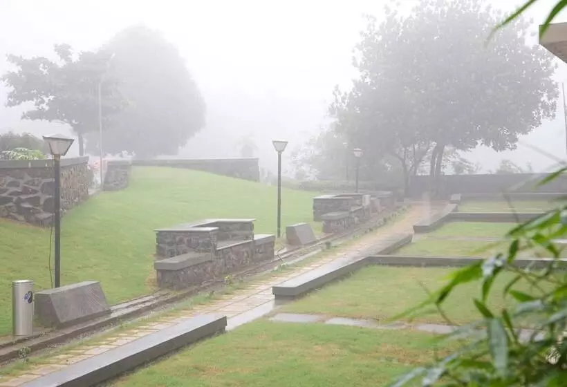 Manas Resort With Petting Zoo