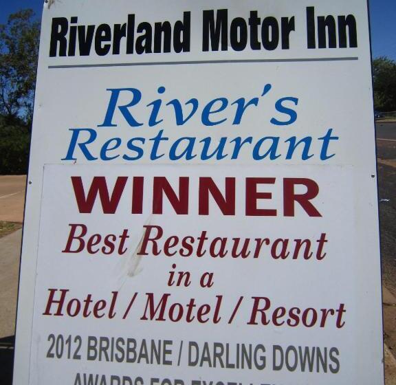 モーテル Riverland Motor Inn