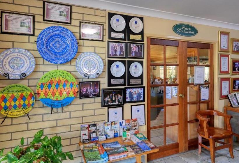 モーテル Riverland Motor Inn