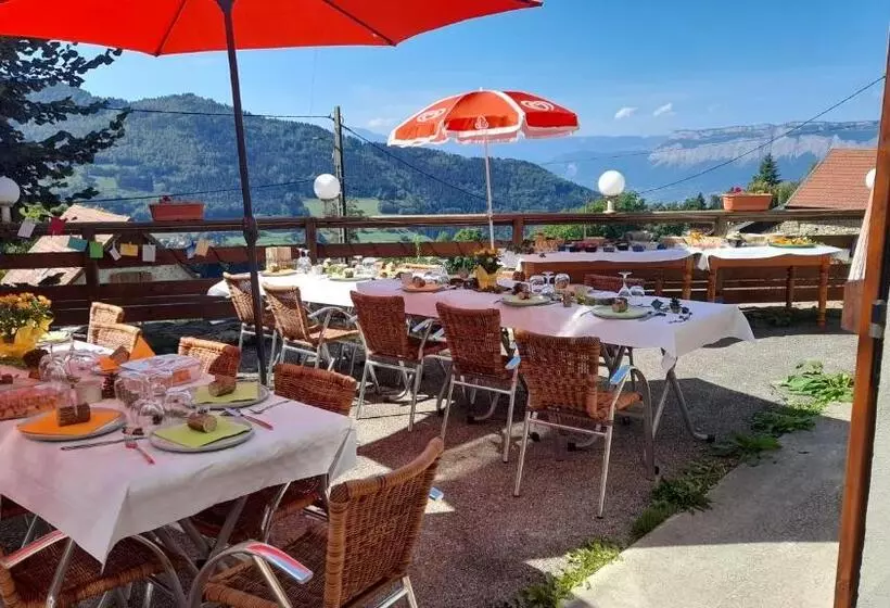 Majatalo Le Grand Joly