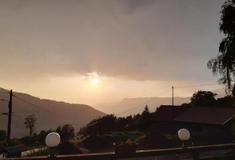 بنسيون Le Grand Joly