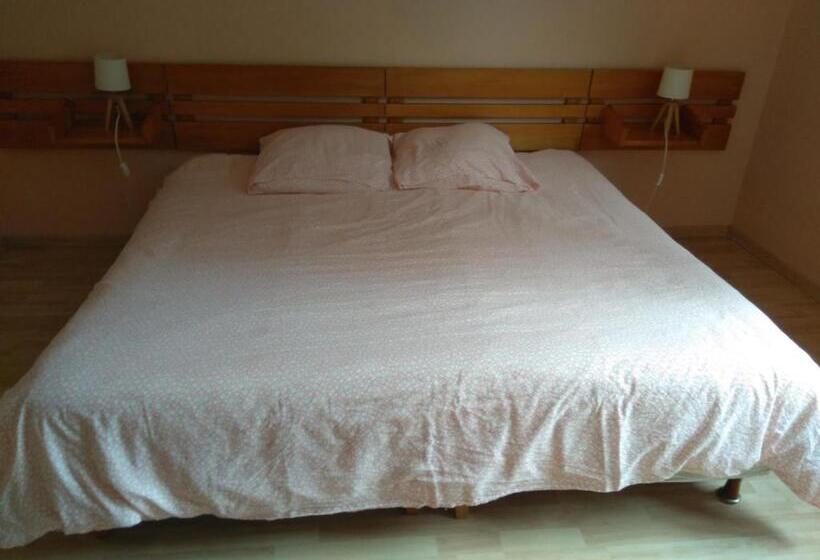 بنسيون Le Grand Joly