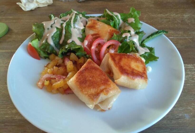 بنسيون Le Grand Joly