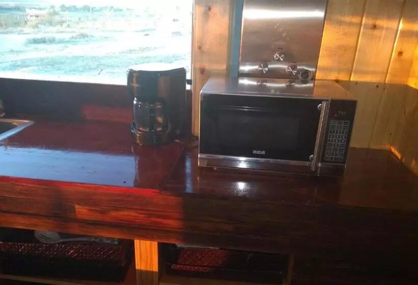 Majatalo La Loma Del Chivo Llc Stone Cottage Alternative Building