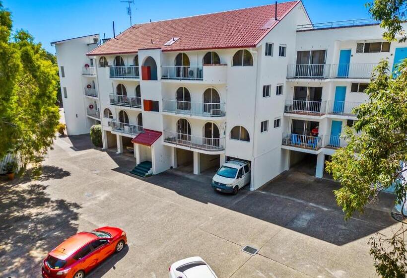 리조트 The Islander