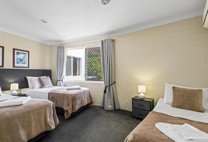 리조트 The Islander