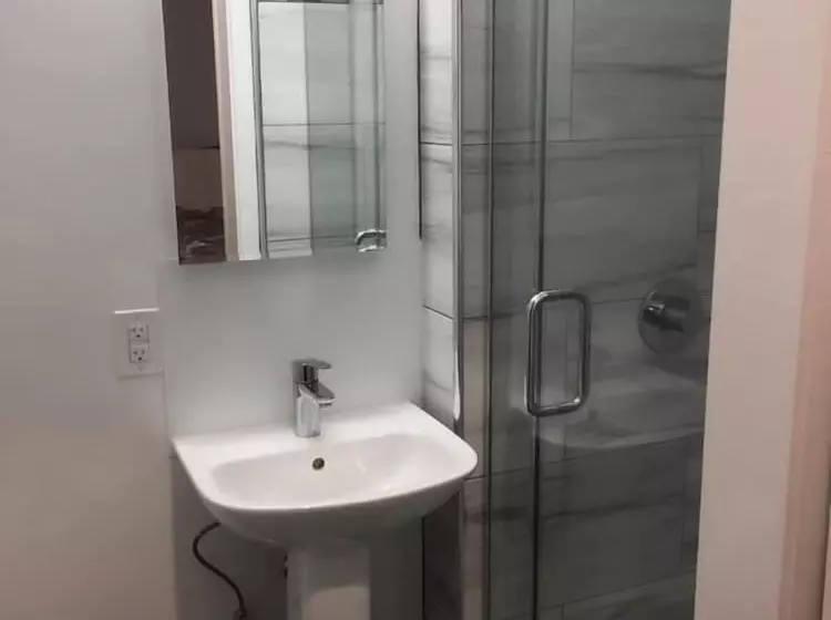 Отель Berkeley Inn