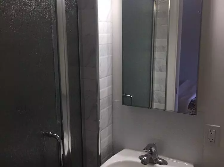 Отель Berkeley Inn