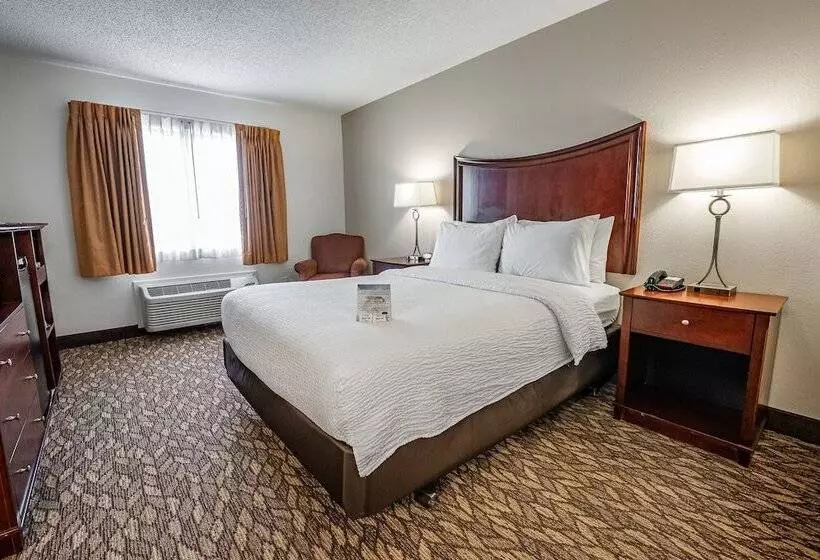 Hotelli Christopher Inn And Suites