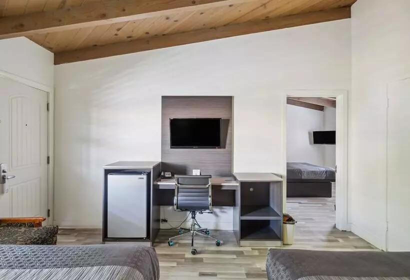 酒店 Discovery Inn Monterey Bay