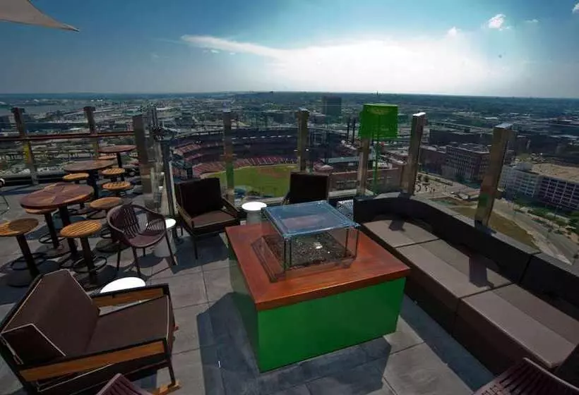 Hotelli Hilton St. Louis At The Ballpark