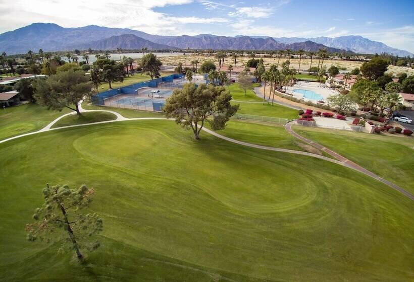 בית מלון כפרי Indian Palms Vacation Club