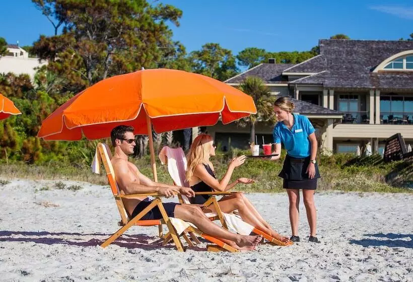 ホテル Inn And Club At Harbour Town