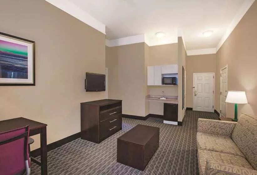 호텔 La Quinta Inn & Suites By Wyndham Beaumont West