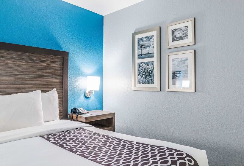 فندق La Quinta By Wyndham Tomball