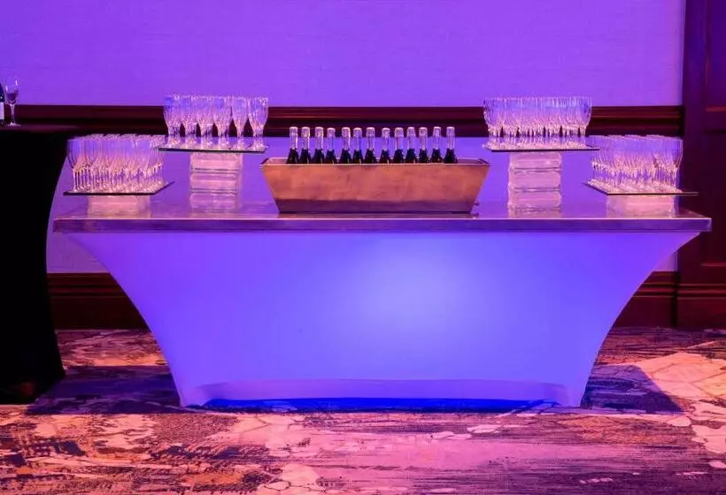 هتل Marriott Dallas Las Colinas