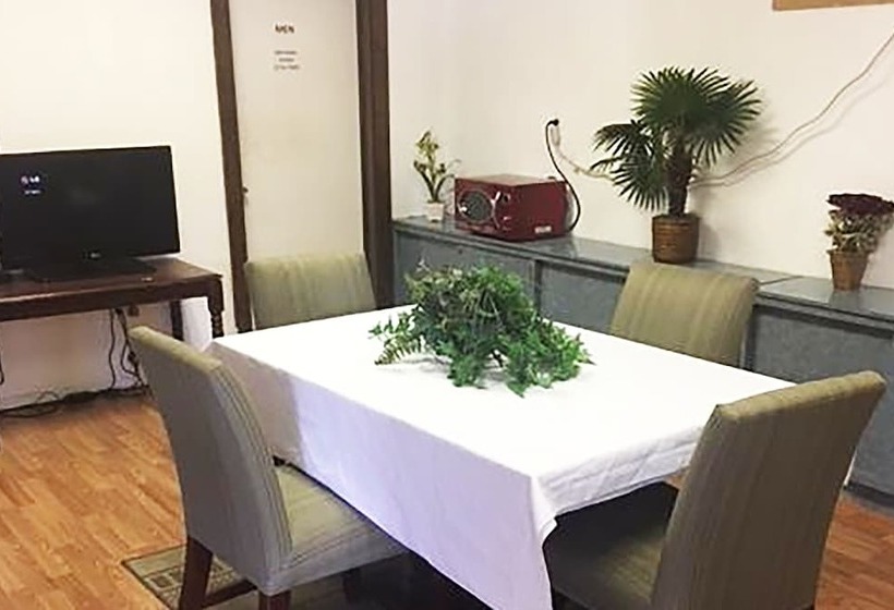 فندق Micanopy Inn