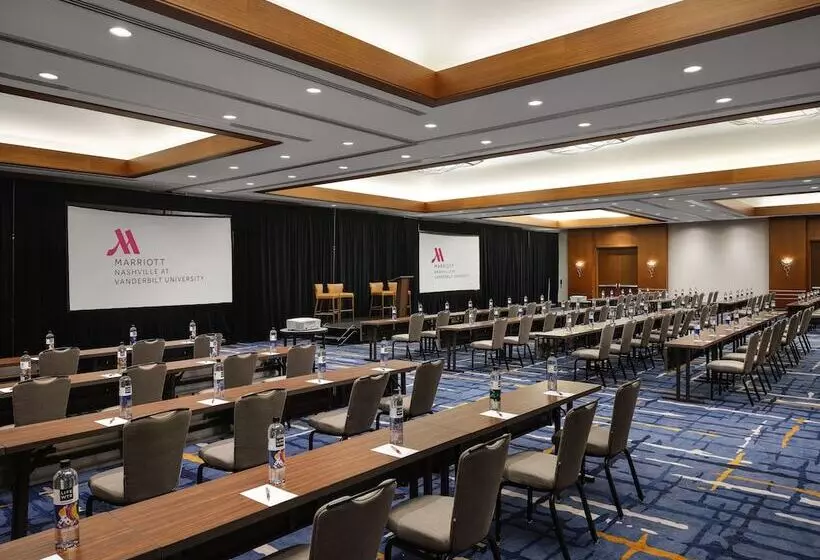 호텔 Nashville Marriott At Vanderbilt University