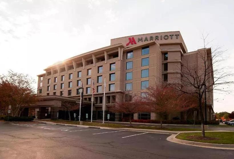 Отель Richmond Marriott Short Pump